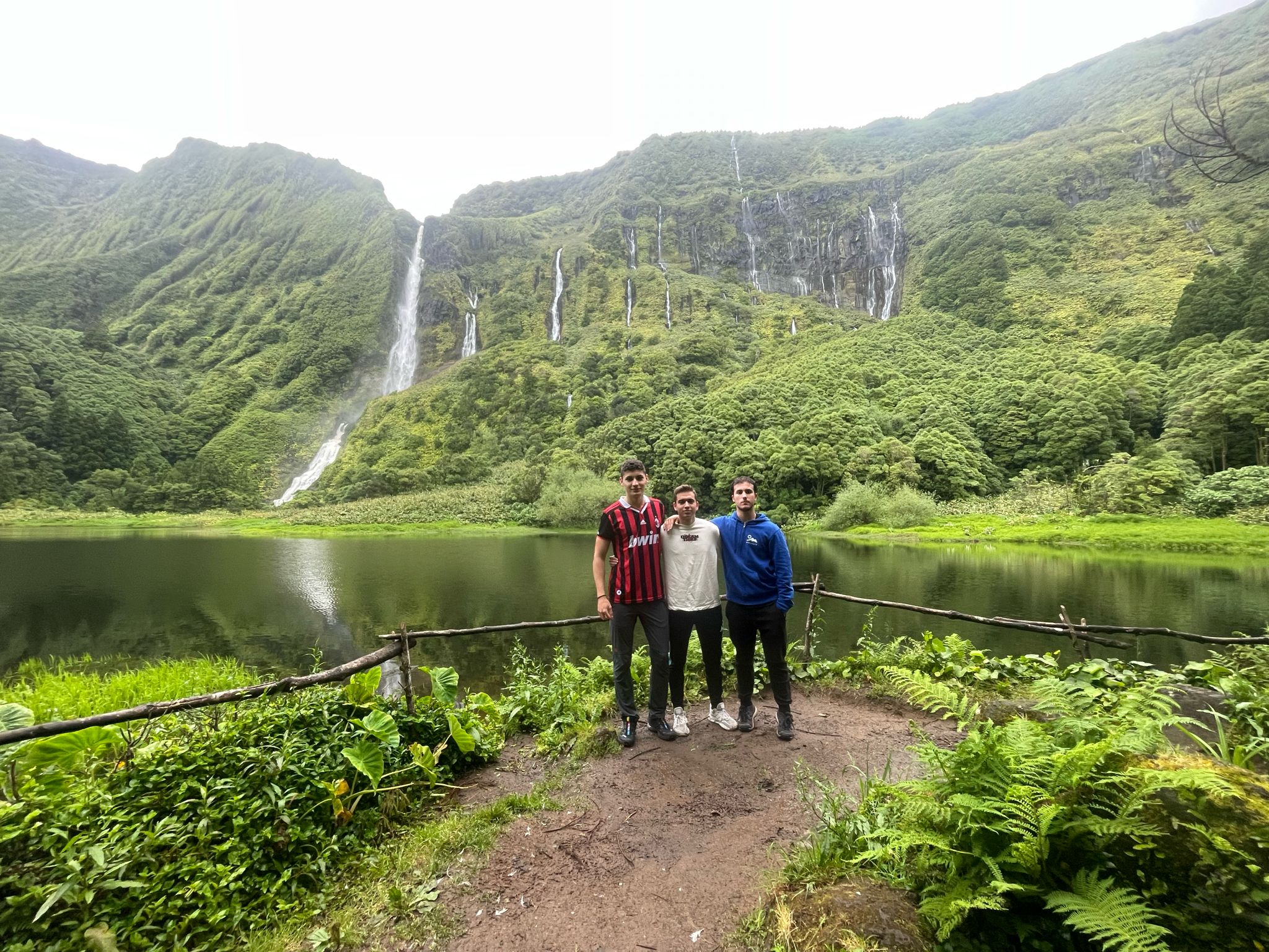 Tres alumnos de GS se van de Erasmus a las Azores