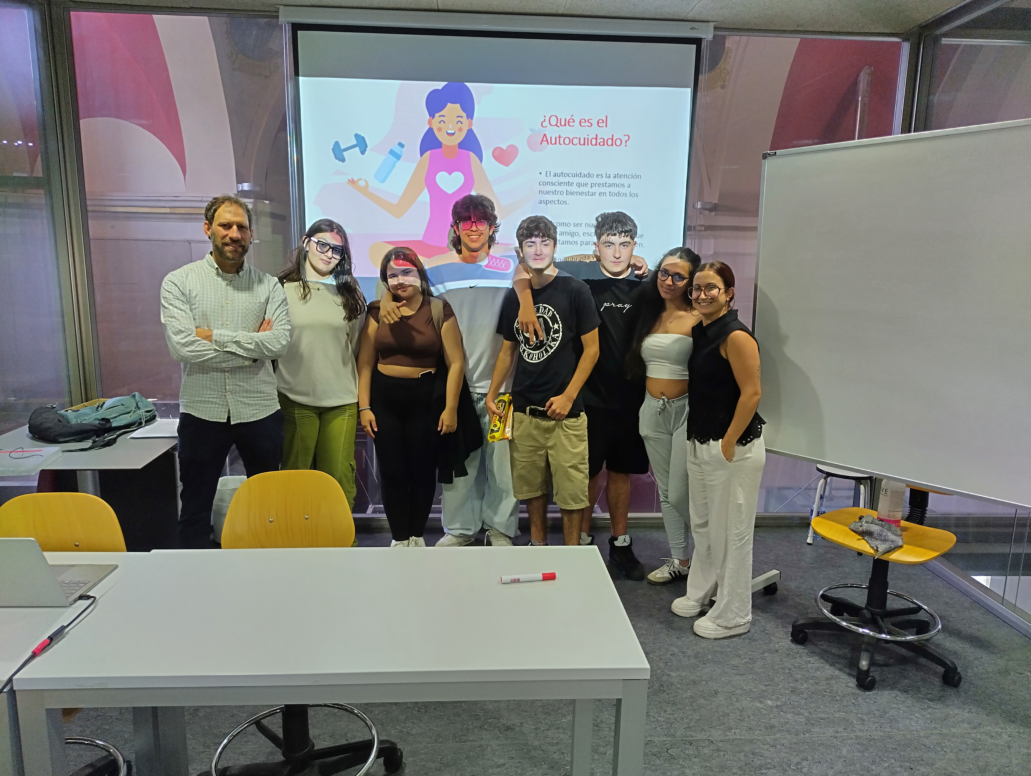 Taller de CRUZ ROJA para el Autoconocimiento